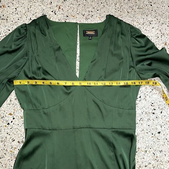 Alexia Admor Alysa midi dress side skit emerald green satin 6 - Picture 4 of 10